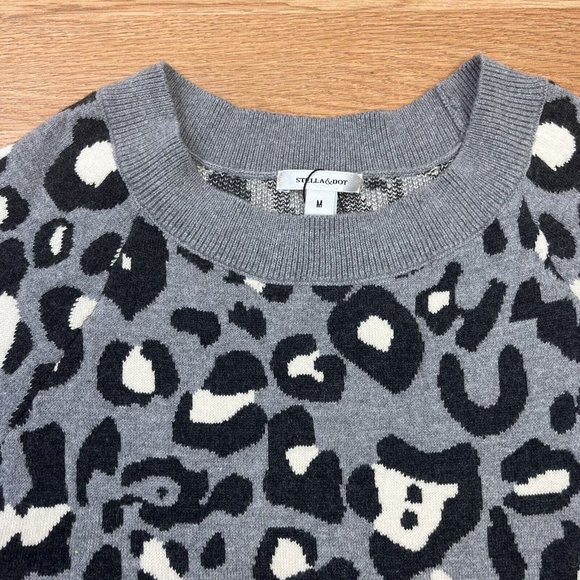 Stella & Dot Grey Leopard Print Sweater Women's Size Medium Wool Blend NEW - Picture 4 of 8